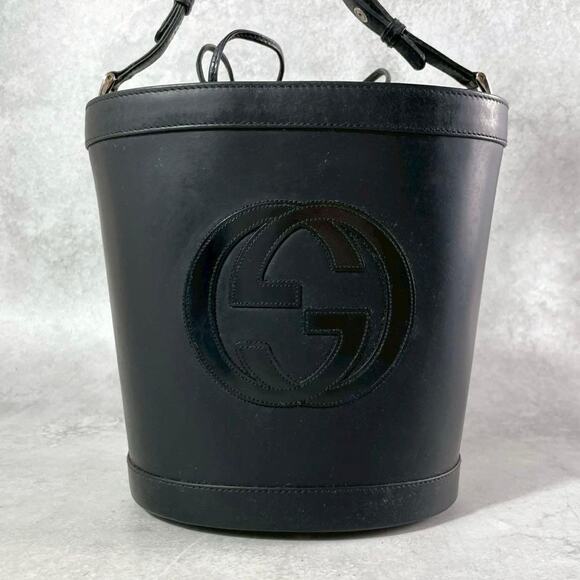 Gucci Handbags - Vintage Gucci Black Leather Interlocking G Bucket Bag